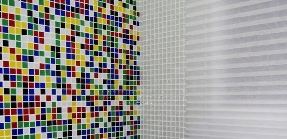 5-banheiros decorados com pastilhas coloridas