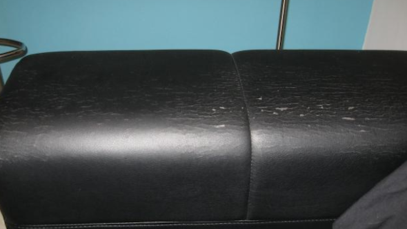 Tecido do sofá descascando como evitar 1