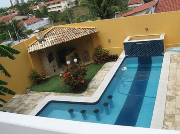 Piscina integrada com a varanda12