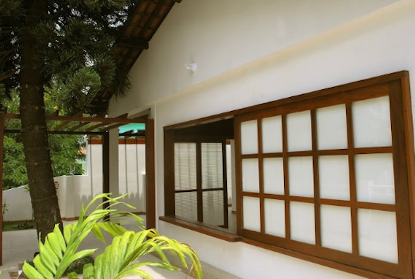 Tipos de janelas de madeira para casa 10