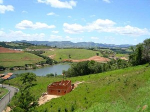 Terreno em condomínio fechado 004