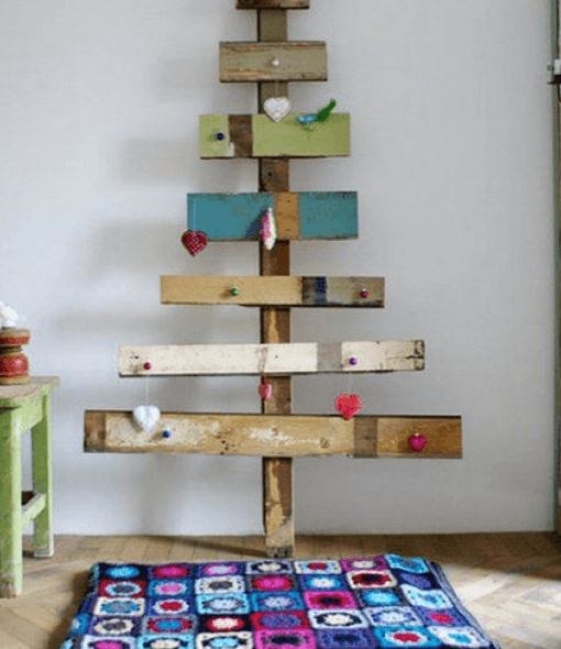 14 ideias para árvore de Natal de material reciclado 14 ideias para árvore de Natal de material reciclado