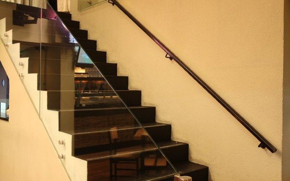 Altura-ideal-para-corrimão-de-escadas-001