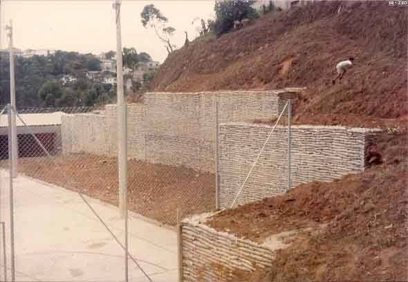 Muro-de-arrimo-projeto-e-como-fazer-012