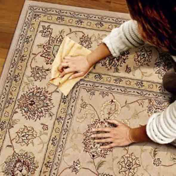 Remover-mancha-de-café-de-tapetes-e-carpetes-002