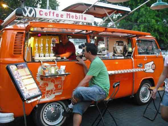 Todo o charme da Kombi Food Truck 009