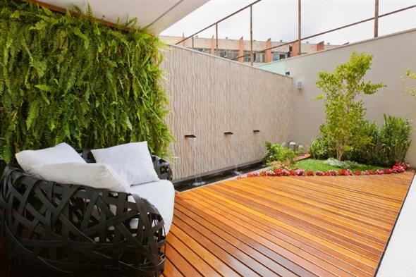 20 maneiras de usar decks de madeira na decoração