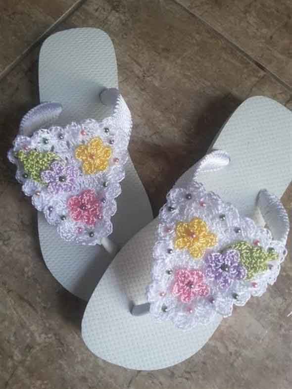 Decorar chinelo com crochê 002