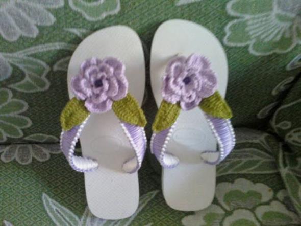 Decorar chinelo com crochê 003