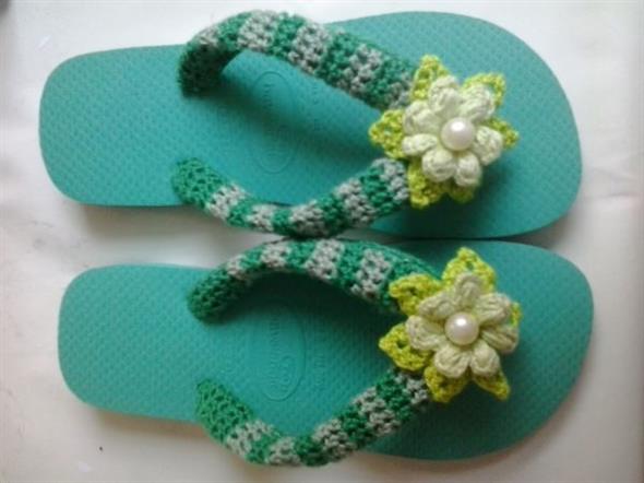 Decorar chinelo com crochê 008