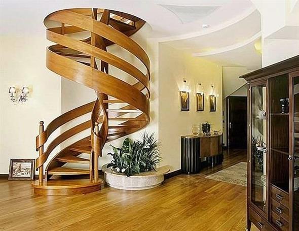 Escada caracol, a escada mais usada para casas pequenas e compactas.