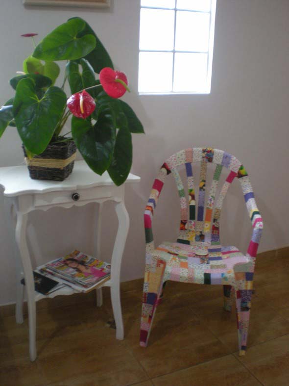 Cadeiras antigas na decoração 009