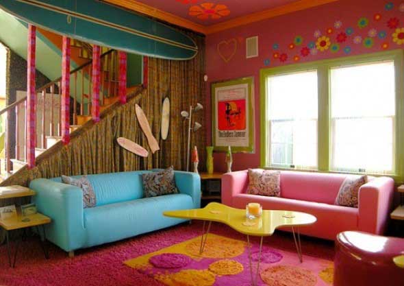 Janelas coloridas dentro de casa na decoração 006