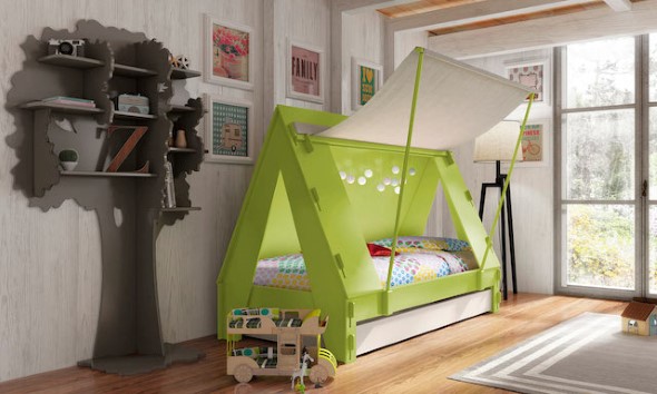Quarto infantil com tema casa na árvore 009