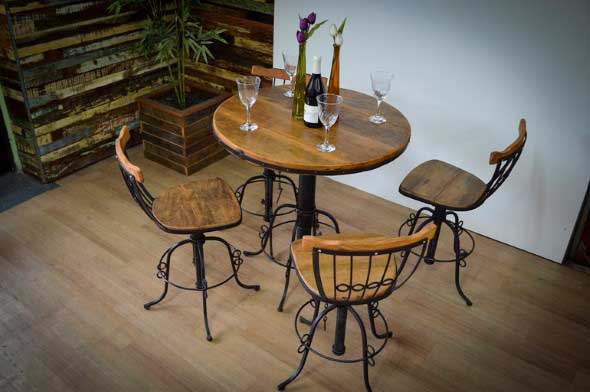 Use mesas bistrô na decoração de casa 022